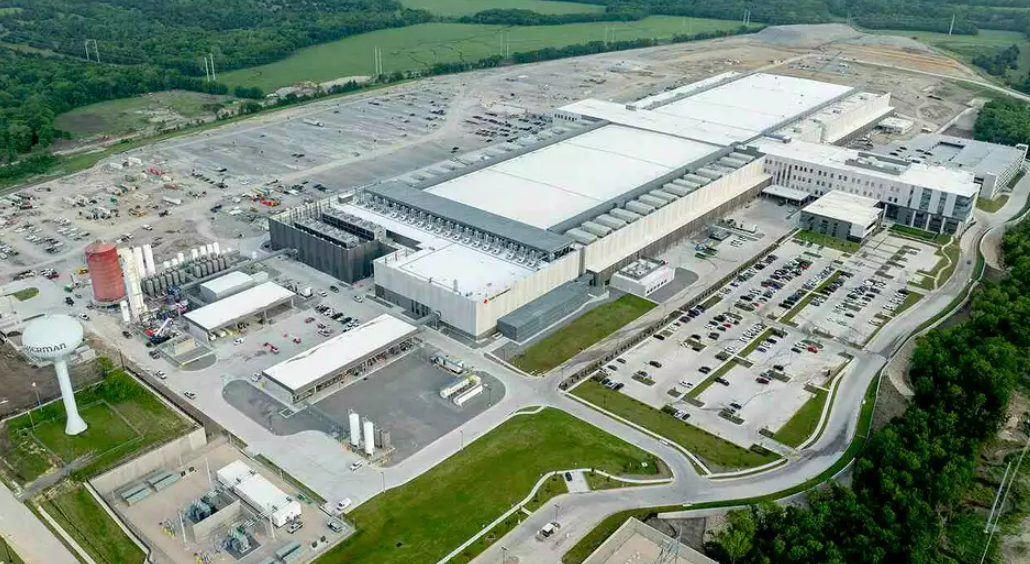 Texas Instruments Invests $60 Billion to Expand Semiconductor Factories | Chip Distribution Industry News